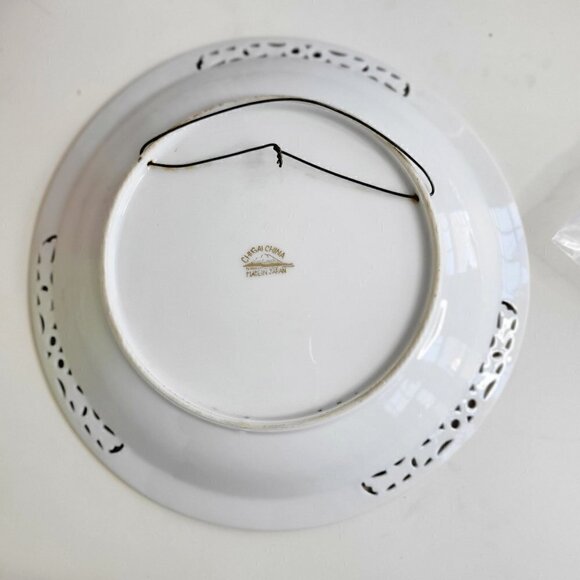 2 Vintage Chugai China Collector's Plates Made in Japan - Picture 4 of 11